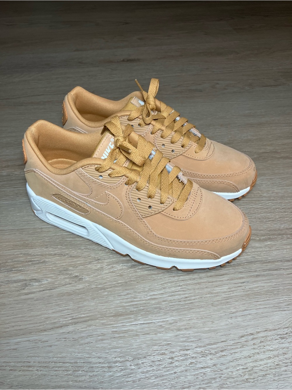 Nike Air Max 90 Premium 'Flax' (HJ3153-200) size 6